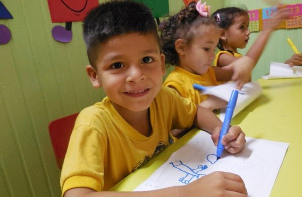 Los 35 años de la LBV y su inicio de clases - Edicion Impresa - ABC Color