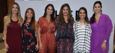 Brunch de Cher ofrecido a selectas invitadas, en el Shopping del Sol - Edicion Impresa - ABC Color