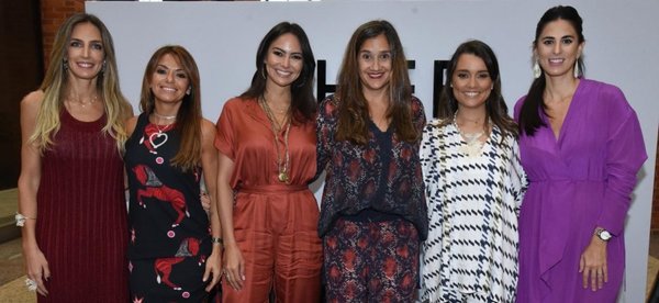 Brunch de Cher ofrecido a selectas invitadas, en el Shopping del Sol - Edicion Impresa - ABC Color