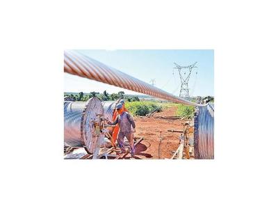 ANDE inicia estudio de líneas de 500 kV para traer 100% de Itaipú