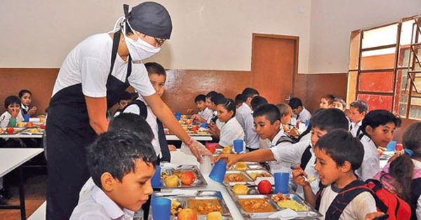 Godoy asegura que dinero del Fonacide no alcanza para dar almuerzo escolar para todos - ADN Paraguayo