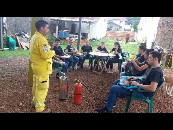 BRIGADA BOMBERIL INICIA CLASES EN ENCARNACIÓN