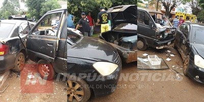 CUÁDRUPLE CHOQUE EN EL CENTRO DE MARÍA AUXILIADORA.