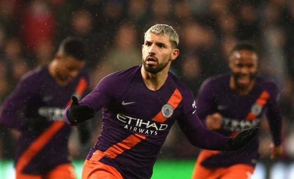 HOY / Agüero revoluciona al City y evita la sorpresa del Swansea