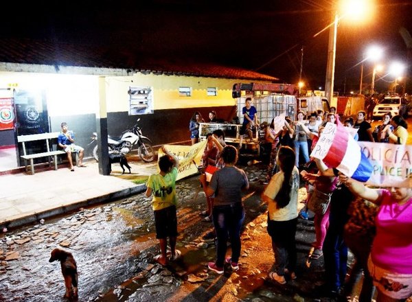 Denuncian “persecución” policial - Edicion Impresa - ABC Color