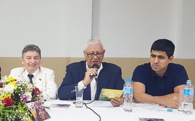 Pablo Agüero presenta su faceta solista en un álbum - Edicion Impresa - ABC Color