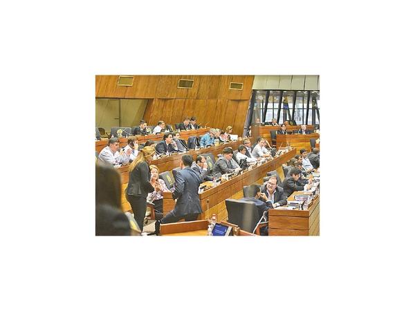 Cámara de Comercio advierte sobre el riesgo de quiebra en la Caja Fiscal