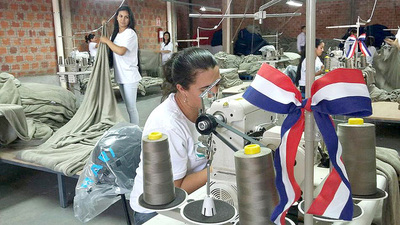 Unos 10.000 trabajadores están afectados por la crisis textil