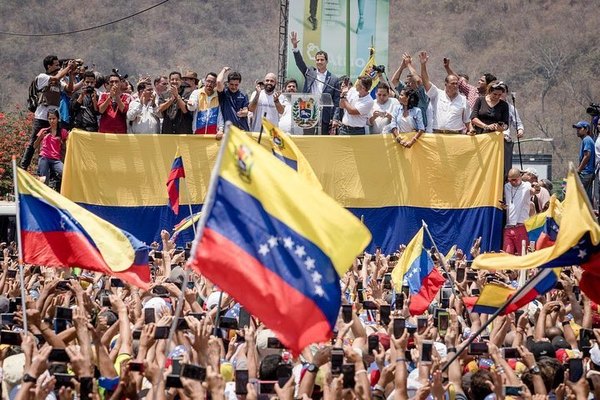 Guaidó prepara marcha nacional con miras al palacio presidencial - ADN Paraguayo