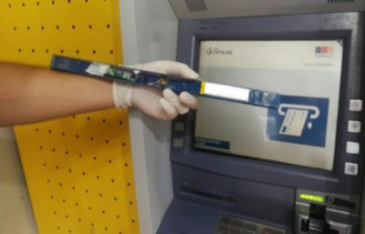 Incautan dispositivos que servían para robar datos de tarjetas - Radio 1000 AM