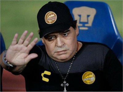 Maradona critica a Infantino por querer aumentar equipos en Catar 2022