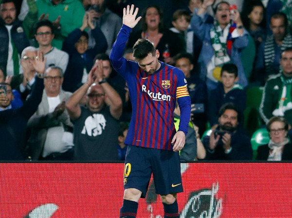 Con la genialidad de Messi, Barcelona se encamina al título