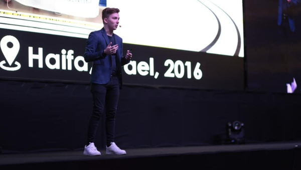 Cómo un joven enamorado de la tecnología buscó cambiar el mundo con una app