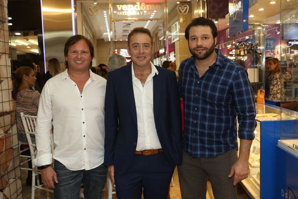 Inauguran el Espace Cartier
