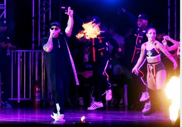 La gran fiesta de Daddy Yankee - Edicion Impresa - ABC Color