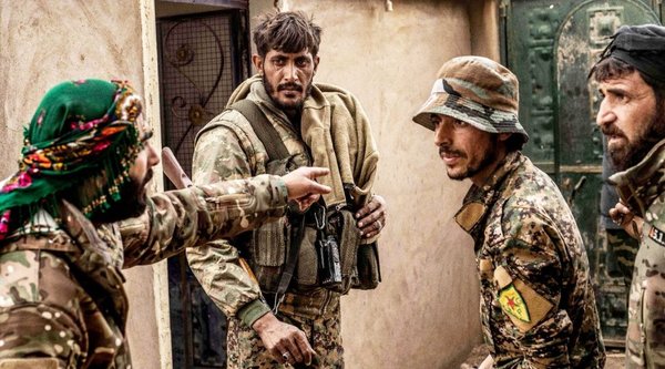 Unas 5.000 personas están aún en el último reducto del EI en Siria - Edicion Impresa - ABC Color