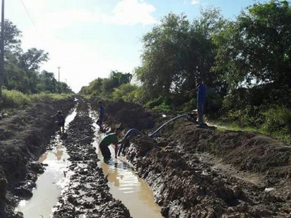 Intensas lluvias dejan caminos clausurados en Fuerte Olimpo