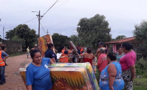 HOY / Cerca de 2.500 familias afectadas por las inundaciones, según la SEN
