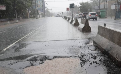 HOY / Alertan riesgo de derrumbe tras lluvias en la capital