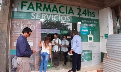 Asaltan farmacia en el Km. 4