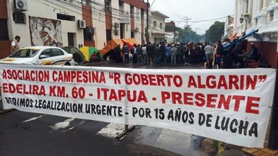 Reclaman regularización de tres asentamientos - Nacionales - ABC Color