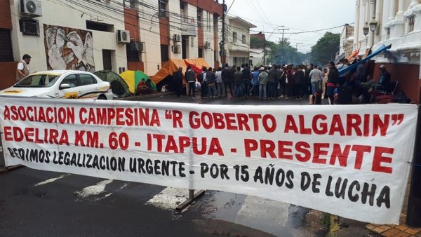 Reclaman regularización de tres asentamientos - Nacionales - ABC Color