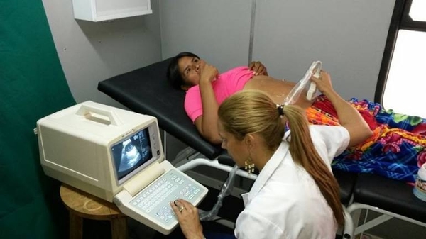 HOY / El 30% de embarazadas no se realiza el control prenatal y aumentan los partos prematuros