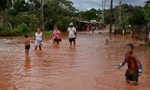 Declaran emergencia por inundaciones en Ciudad del Este