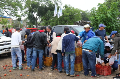 Decomisan productos de contrabando por valor de US$ 1.800.000 - .::RADIO NACIONAL::.