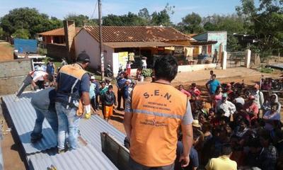 Unas 3.000 familias damnificadas son asistidas por la SEN - .::RADIO NACIONAL::.
