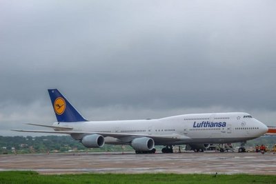 Aterrizaje forzoso de avión en Luque - Nacionales - ABC Color
