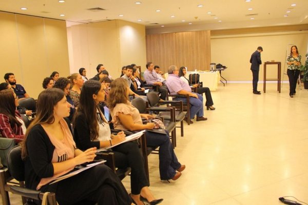 Diseñan “hoja de ruta” para facilitar comercio exterior - Nacionales - ABC Color