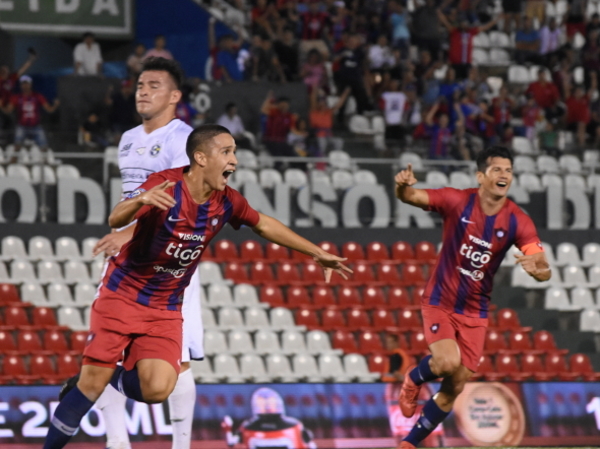 Cerro Porteño golea de forma categórica Sol de América en Sajonia