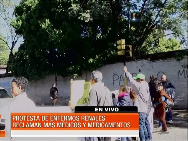 Enfermos renales reclaman asistencia y medicamentos