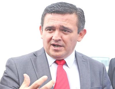 MEC se desentiende de millonario contrato de aulas prefabricadas