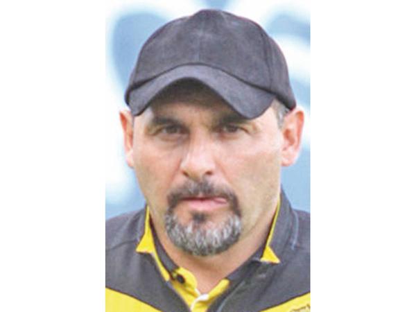 Tato García, nuevo técnico de Santaní