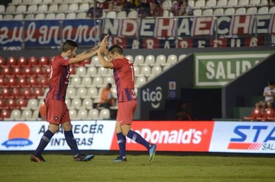 El Ciclón goleó a Sol de América y quedó como único escolta de Olimpia | .::Agencia IP::.