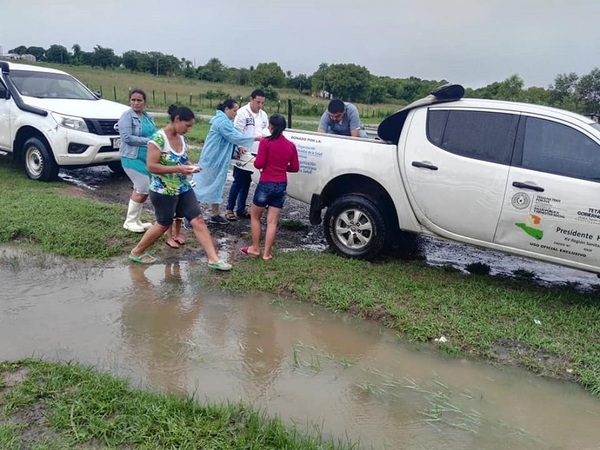 Tras temporal damnificados de Benjamín Aceval reciben asistencia médica