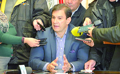 "No puede convertir ministerios en búnker y no recibirle a nadie" - ADN Paraguayo