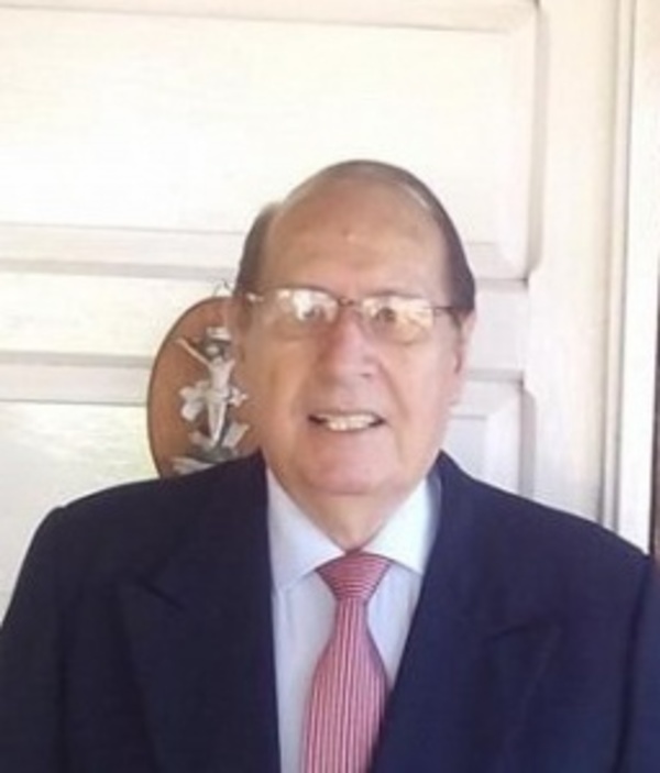 Distinguieron como fundador del Colegio Nacional Ka’arendy al Prof. Segovia Ávalos - ADN Paraguayo