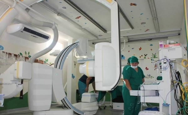 HOY / Cardiopatías congénitas serán operadas por cirujanos extranjeros en el Acosta Ñu