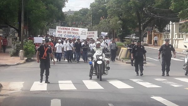 Sintechos bloquean las calles de Asunción - Nacionales - ABC Color