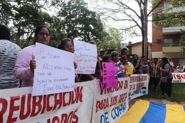 “Ni un desalojo más” piden familias expulsadas de predio de Copaco