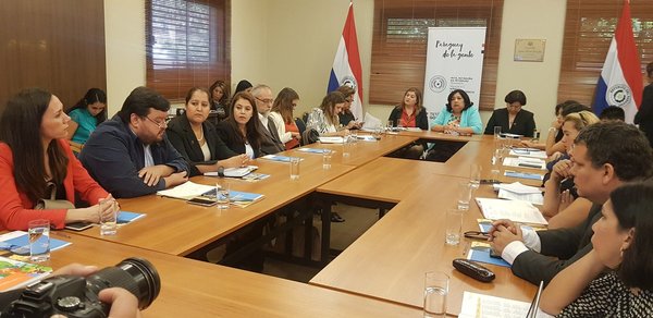 Minna convoca mesa de trabajo para protección de niños y niñas víctimas de violencia | .::Agencia IP::.