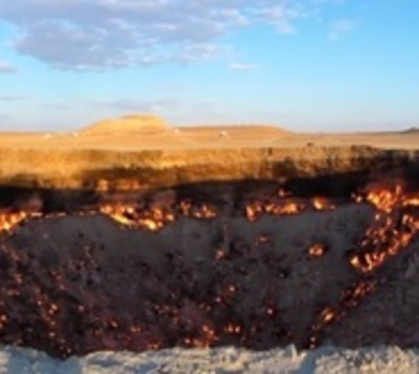 Captan imágenes impactantes de la 'puerta del infierno' - Paraguay.com