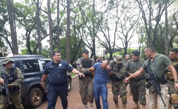 HOY / CDE: brasileño se fuga de la cárcel y se refugia en en colegio