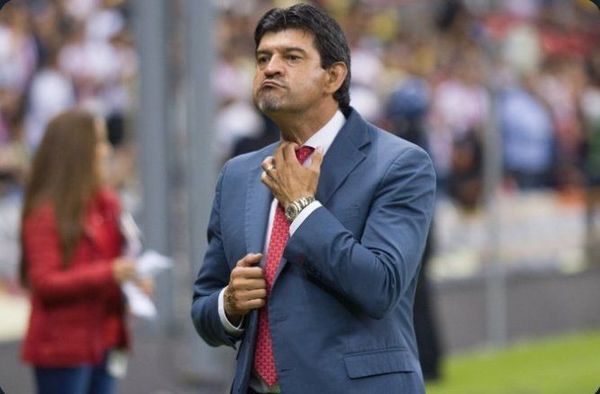 Cardozo, de “cumple” y con respaldo | Paraguay en Noticias