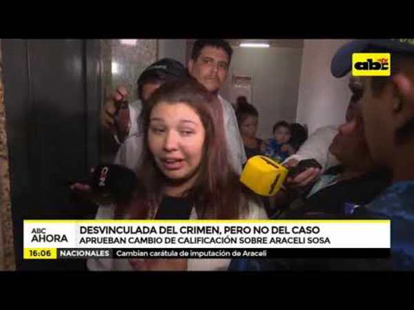 Quíntuple asesinato: Desvinculada del crimen, pero no del caso - Tv - ABC Color