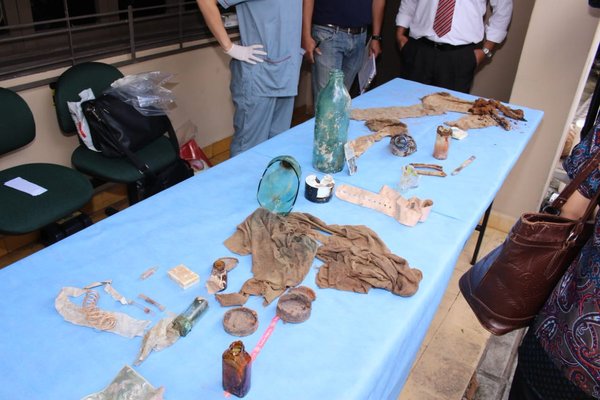 Fiscalía investiga hallazgos de restos óseos en el interior de una vivienda - ADN Paraguayo