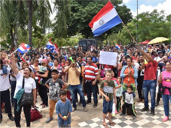 Movilización en Asunción por el cese de los desalojos